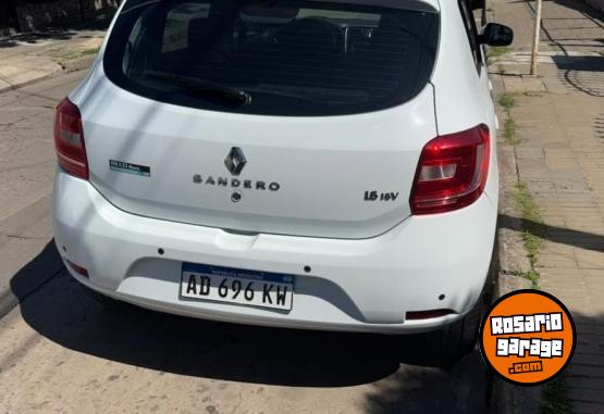 Autos - Renault Sandero/Privilege 2019 Nafta 152000Km - En Venta