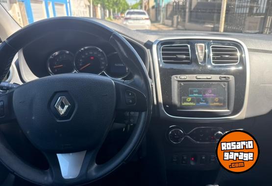 Autos - Renault Sandero/Privilege 2019 Nafta 152000Km - En Venta