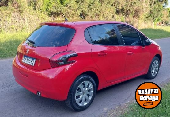 Autos - Peugeot 208 2018 Nafta 55000Km - En Venta