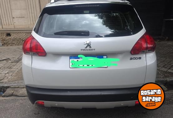 Autos - Peugeot 2008 LELINE 2017 Nafta 106944Km - En Venta