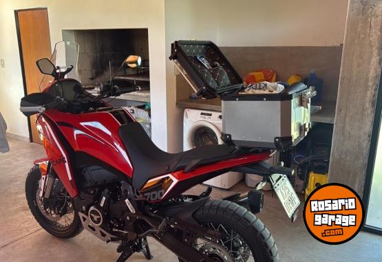 Motos - Moto Morini X CAPE 700 2025 Nafta 2300Km - En Venta