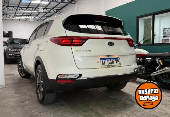 Camionetas - Kia Sportage LX 2022 Nafta 124000Km - En Venta