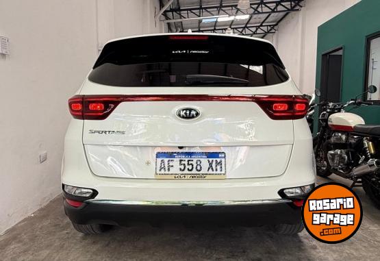 Camionetas - Kia Sportage LX 2022 Nafta 124000Km - En Venta