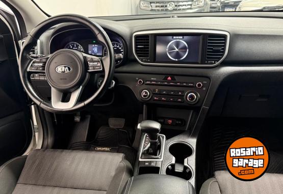 Camionetas - Kia Sportage LX 2022 Nafta 124000Km - En Venta