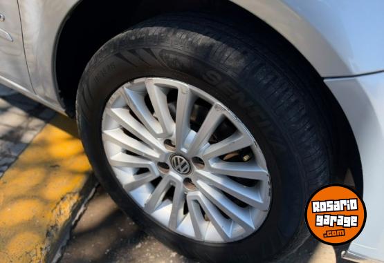 Autos - Volkswagen Gol Highline 2016 Nafta 131000Km - En Venta