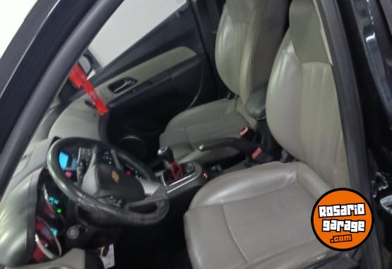Autos - Chevrolet CRUZE LTZ 4 PTAS 2011 GNC 153000Km - En Venta