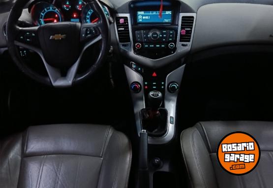 Autos - Chevrolet CRUZE LTZ 4 PTAS 2011 GNC 153000Km - En Venta