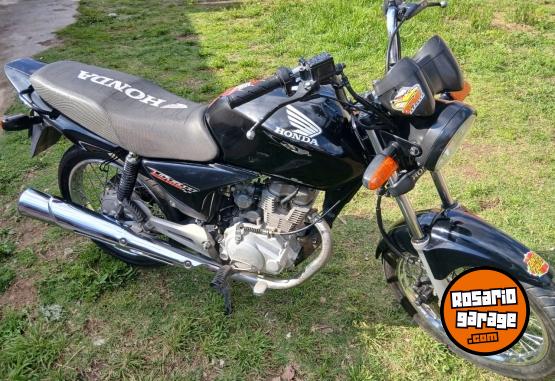 Motos - Honda Titan 2015 Nafta 58000Km - En Venta