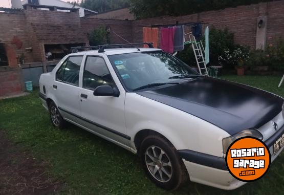 Autos - Renault 19 2000 GNC 1111Km - En Venta