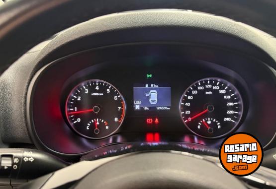 Autos - Kia Sportage LX 2022 Nafta 120000Km - En Venta