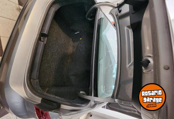 Autos - Volkswagen Virtus 2020 GNC 92000Km - En Venta
