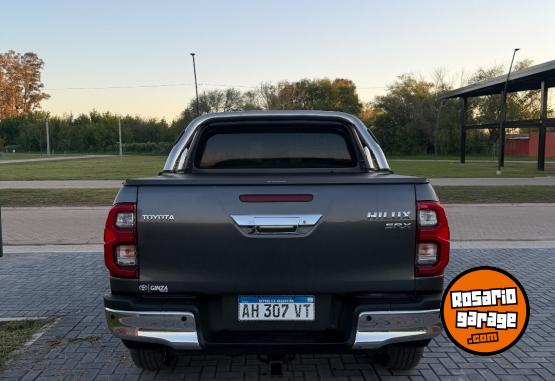 Camionetas - Toyota Hilux 2025 Diesel 21000Km - En Venta