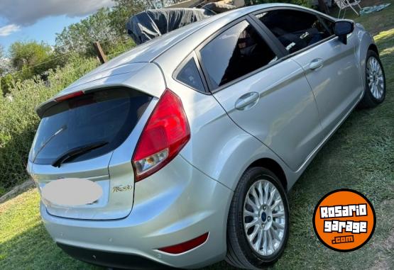 Autos - Ford Fiesta 2017 Nafta 140000Km - En Venta