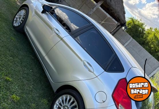 Autos - Ford Fiesta 2017 Nafta 140000Km - En Venta