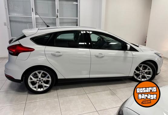 Autos - Ford FOCUS SE PLUS 2.0N 2015 Nafta 108000Km - En Venta