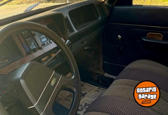 Autos - Ford Falcon Deluxe 3.0 1983 Nafta 67000Km - En Venta