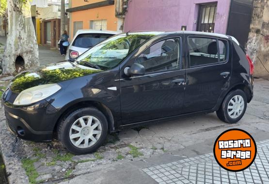 Autos - Renault Sandero 2010 GNC 150000Km - En Venta