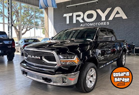Camionetas - Chrysler RAM 1500 4X4 5.7 LARAMIE 2023 Nafta 120000Km - En Venta