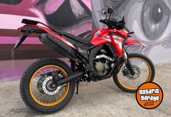 Motos - Gilera SMX 250 2025 Nafta 13500Km - En Venta