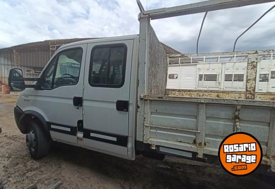 Camiones y Grúas - Vendo daily - En Venta