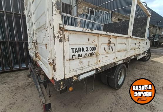 Camiones y Grúas - Vendo daily - En Venta