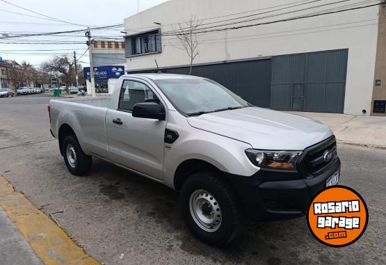 Camionetas - Ford Ranger cabina simple 2023 Diesel 25300Km - En Venta