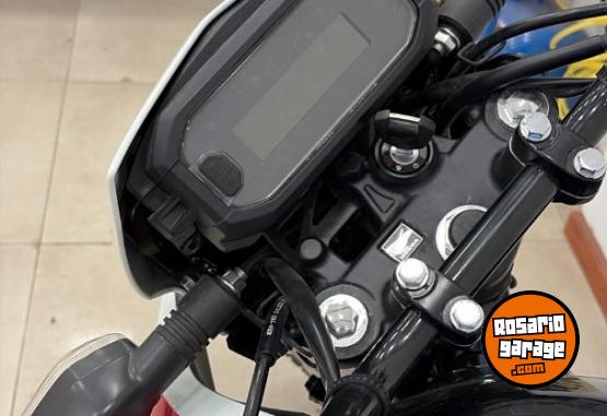 Motos - Honda Xr 150 2026 Nafta 4000Km - En Venta