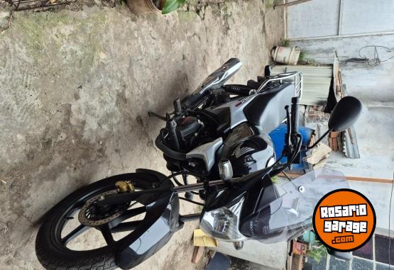 Motos - Honda Glh 2022 Nafta 7800Km - En Venta