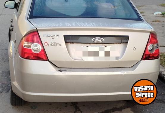 Autos - Ford Fiesta Max 2007 Nafta 203000Km - En Venta
