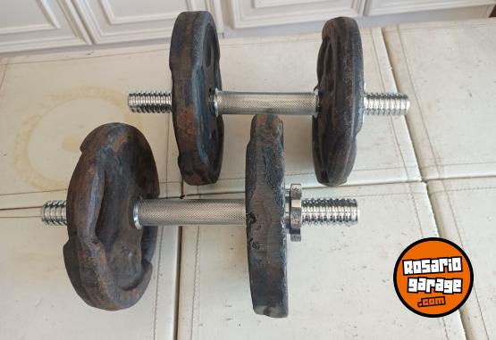Deportes - Excelente Par de Mancuernas con Rosca Marca MIR XL con 20 Kg de Discos con Agarre - En Venta