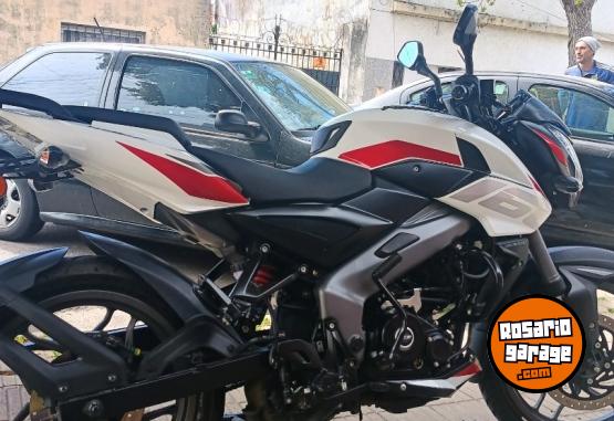 Motos - Bajaj Rouser NS 160 2024 Nafta 8000Km - En Venta