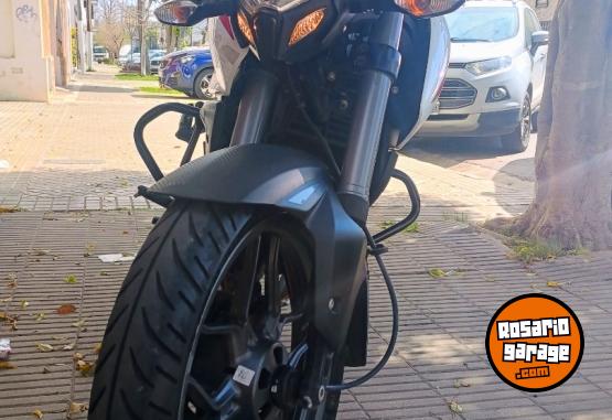Motos - Bajaj Rouser NS 160 2024 Nafta 8000Km - En Venta