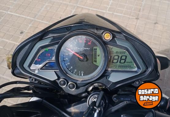 Motos - Bajaj Rouser NS 160 2024 Nafta 8000Km - En Venta