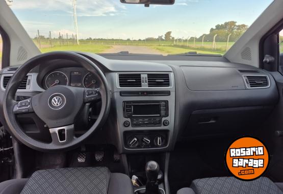 Autos - Volkswagen Suran 2015 Nafta 120000Km - En Venta