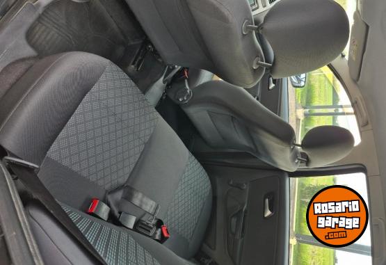 Autos - Volkswagen Suran 2015 Nafta 120000Km - En Venta