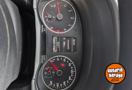 Autos - Volkswagen Suran 2015 Nafta 120000Km - En Venta