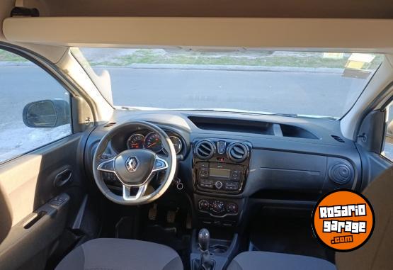 Utilitarios - Renault Kangoo 2020 Nafta 128000Km - En Venta