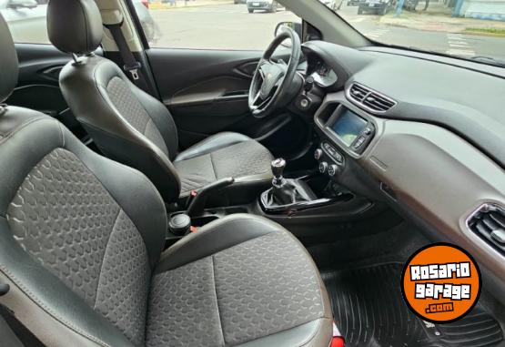 Autos - Chevrolet PRISMA LTZ 1.4N 2017 Nafta 140000Km - En Venta