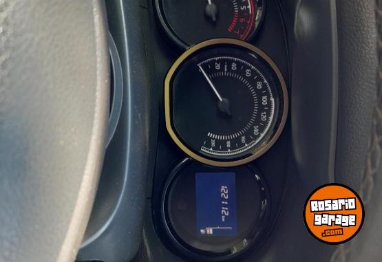 Autos - Renault Duster Privilege 4x2 moto 2017 Nafta 122000Km - En Venta