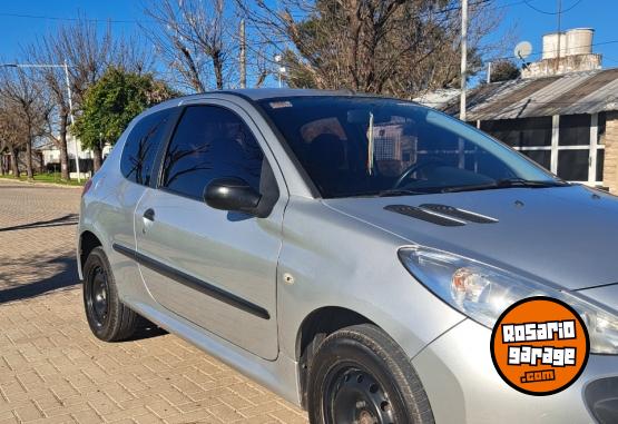 Autos - Peugeot 207 Compact 2010 Nafta 110000Km - En Venta