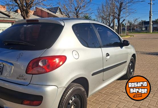 Autos - Peugeot 207 Compact 2010 Nafta 110000Km - En Venta