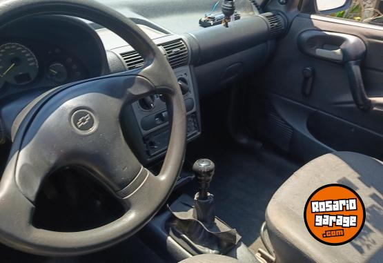 Autos - Chevrolet Corsa 2006 Nafta 210000Km - En Venta