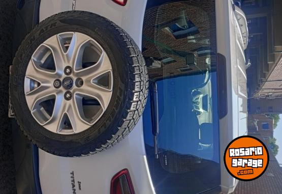 Autos - Ford Ecosport titanium 1.6 2013 Nafta 125000Km - En Venta