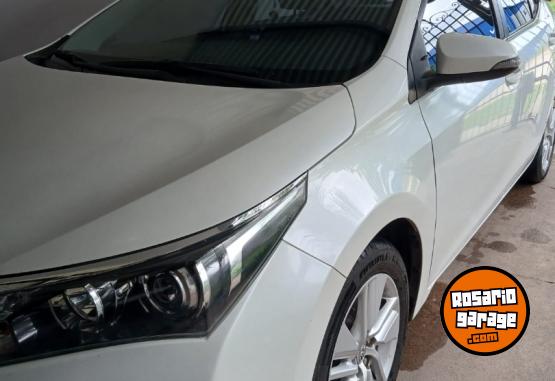 Autos - Toyota Corolla 2015 Nafta 180000Km - En Venta