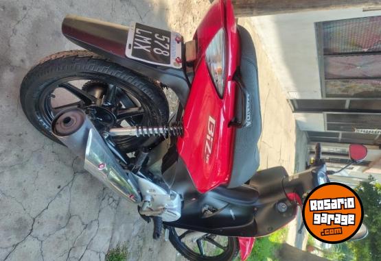 Motos - Honda Biz 125 2016 Nafta 14600Km - En Venta