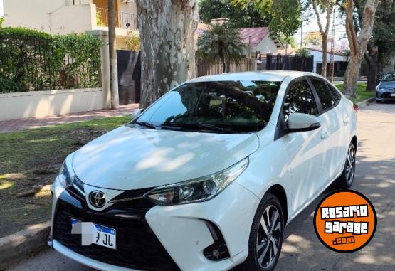 Autos - Toyota Yaris Sedan 1.5 XLS Pack 2024 Nafta 68450Km - En Venta