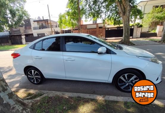 Autos - Toyota Yaris Sedan 1.5 XLS Pack 2024 Nafta 68450Km - En Venta