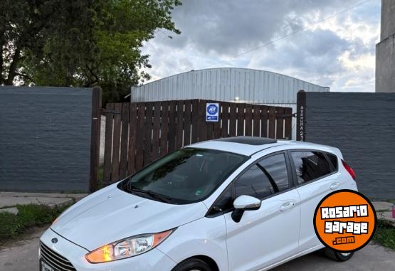 Autos - Ford Fiesta se plus 2013 Nafta 180000Km - En Venta