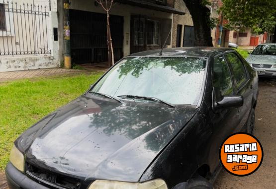 Autos - Volkswagen Siena 2005 GNC 264000Km - En Venta