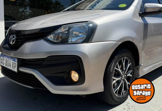 Autos - Toyota ETIOS 4 ptas XLS 1.5 6M/T 2018 GNC 173000Km - En Venta